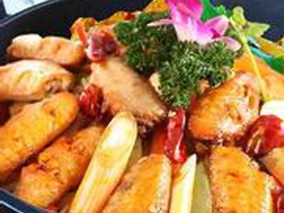 小吃店怎么打開市場呢？四川小吃培訓(xùn)學(xué)校提議