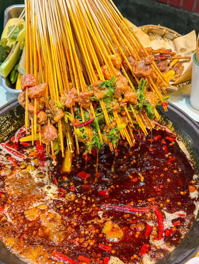 成都火鍋串串培訓哪家好？成都串串香火鍋底料培訓